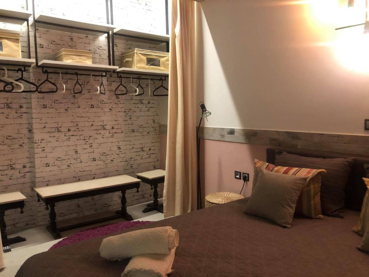 Amazing Semi-Basement Art Apartment Easy Walk To Nafplio Centre エクステリア 写真