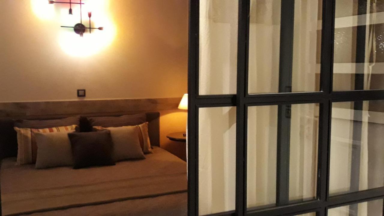Amazing Semi-Basement Art Apartment Easy Walk To Nafplio Centre エクステリア 写真